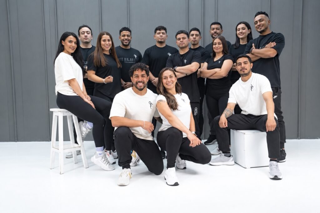 Equipo de entrenadores de Club Fito Fitness en Bogotá